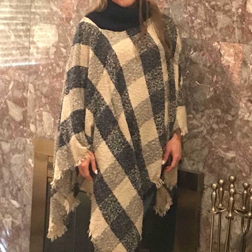 Poncho style - Picture 3 of 8